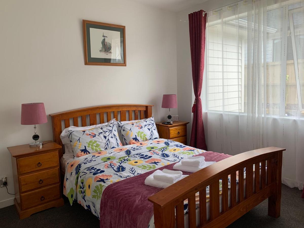 Silverdale Green Valley Holiday House Apartment Bagian luar foto